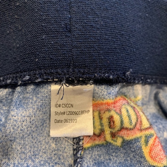 Harry Potter hogwarts sleep lounge pants size small - Picture 2 of 4